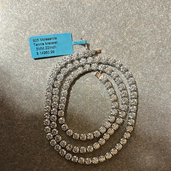 Elegant Silver Necklace 925 with genuine moissanite - Picture 2 of 2